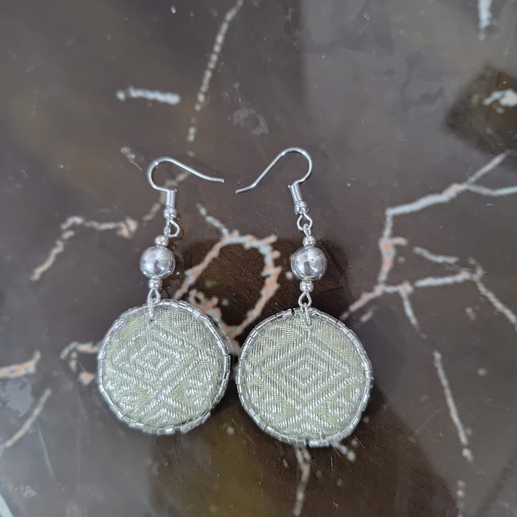 gr sl round ear