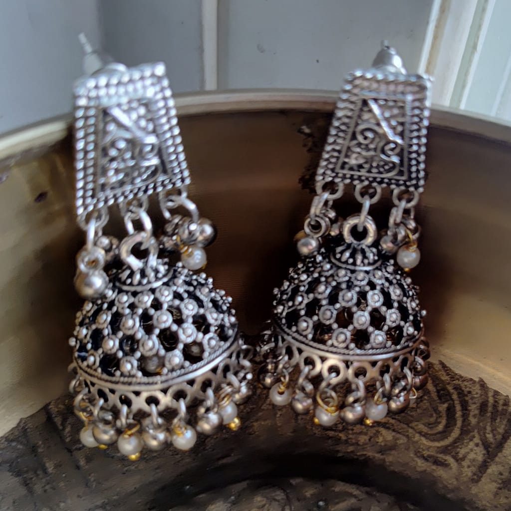silver jumka